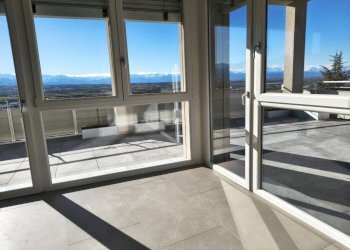 Veranda - Three-room apartment via Porta di Vasco, 21, Mondovì - photo 11