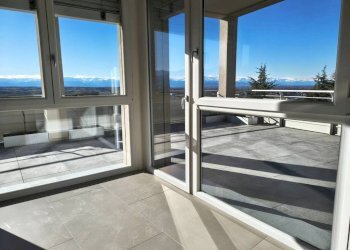 Veranda - Three-room apartment via Porta di Vasco, 21, Mondovì - photo 12