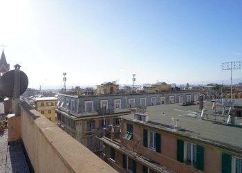 Vista - Trilocale via Gerolamo Pittaluga, Genova (zona Sampierdarena) - foto 1