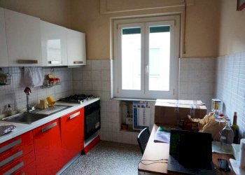 Cucina - Trilocale via Gerolamo Pittaluga, Genova (zona Sampierdarena) - foto 4