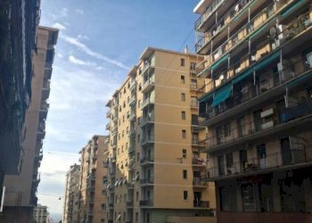 Zona - Two-room apartment via Bartolomeo Carrea, 4, Genova (neighborhood Sampierdarena) - photo 1