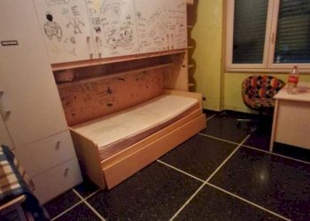 Camera da letto - Two-room apartment via Bartolomeo Carrea, 4, Genova (neighborhood Sampierdarena) - photo 4