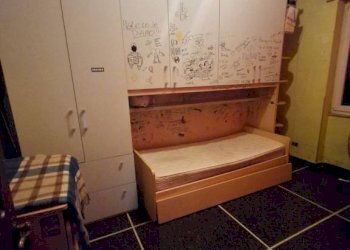 Camera da letto - Two-room apartment via Bartolomeo Carrea, 4, Genova (neighborhood Sampierdarena) - photo 7