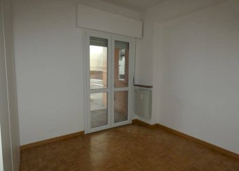 Camera da letto - Four-room apartment corso Europa, 14, Alba - photo 13