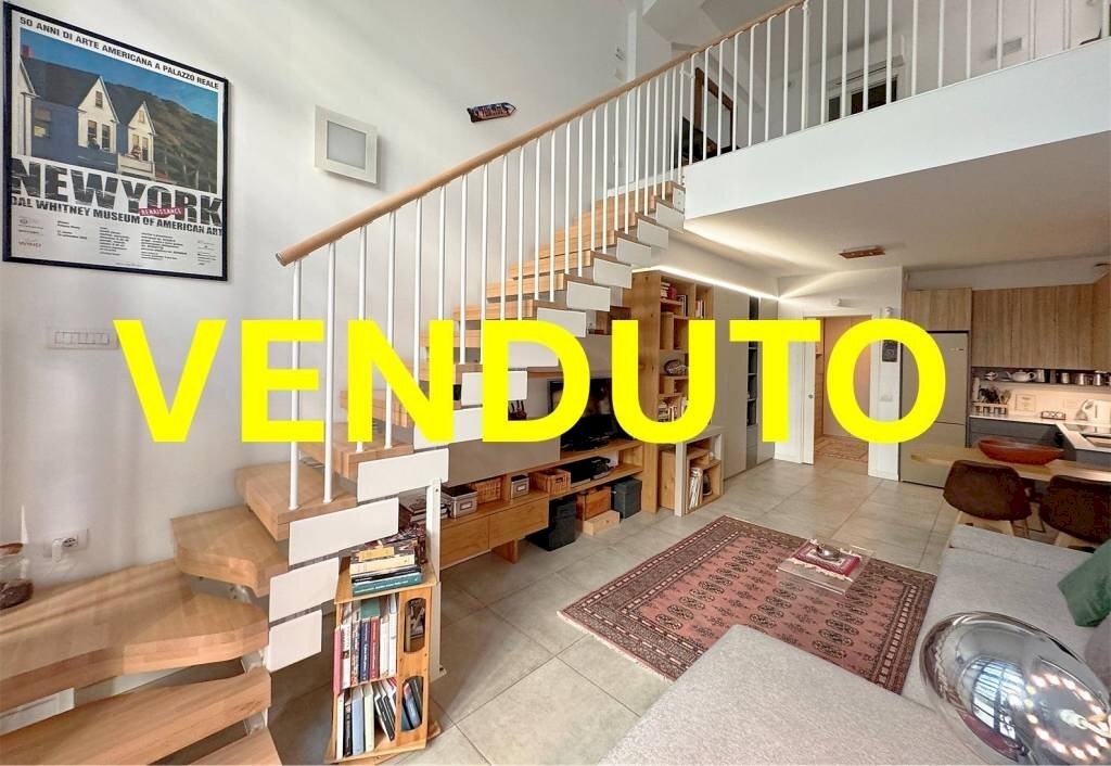 Interno non residenziale - Loft via Padova, 38, Milano - foto 1