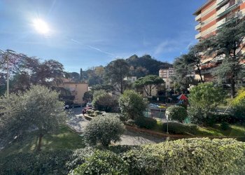 Vista - Appartamento piazzale Giardino Fiorito, Genova (zona Pegli) - foto 4