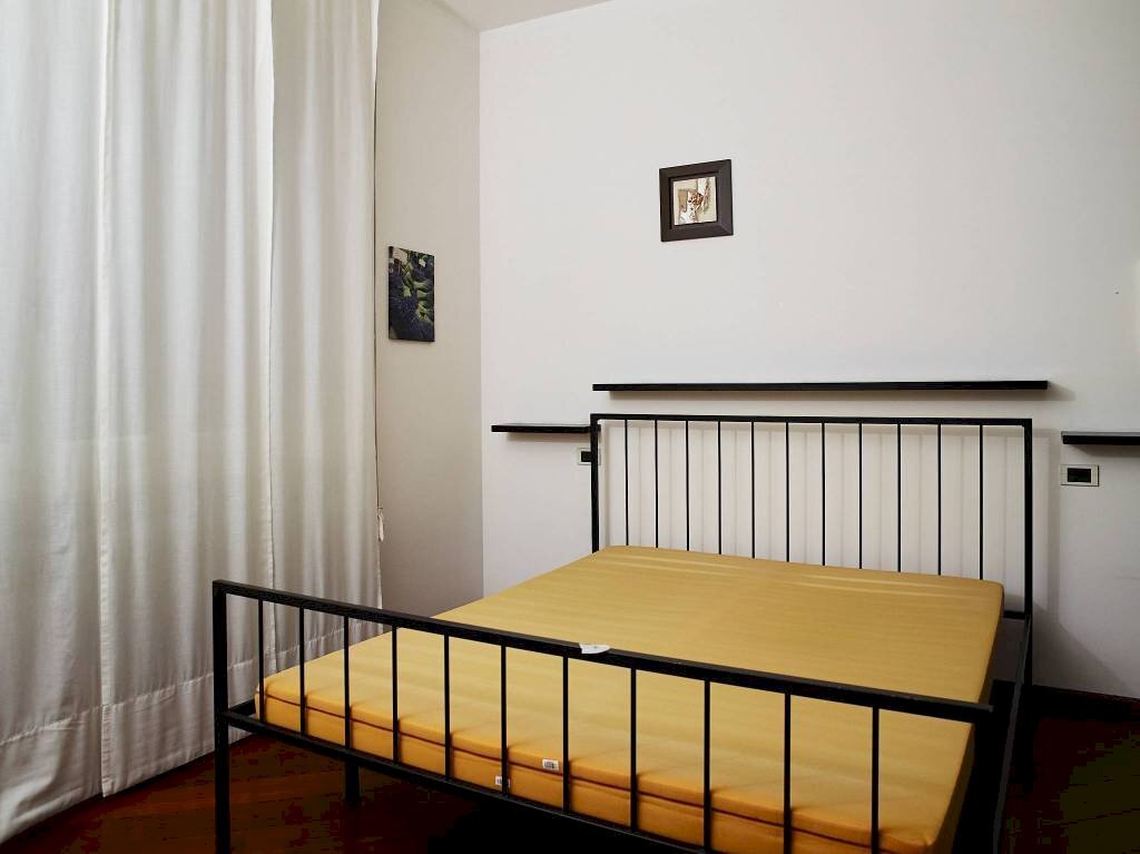 Camera da letto - Three-room apartment corso Ernesto Bosio, 23, Pinerolo - photo 2