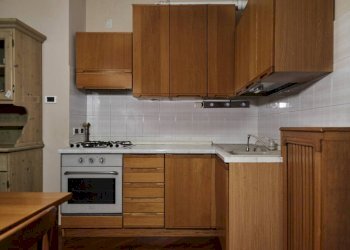 Cucina - Appartamento corso Ernesto Bosio, 23, Pinerolo - foto 8