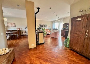 Salone - Appartamento via Martiri della Libertà, 171, Occhieppo Inferiore - foto 6