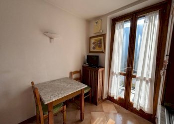 Cucina - Appartamento corso Jacopo Lombardini, 38, Torre Pellice - foto 12