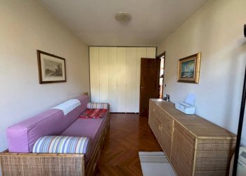 Camera da letto - Appartamento corso Jacopo Lombardini, 38, Torre Pellice - foto 19