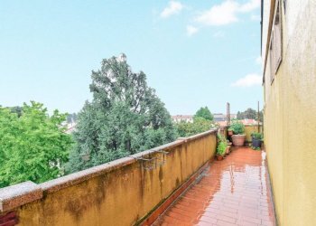 Terrazzo - Appartamento via Vincenzo Monti, 12, Carugo - foto 22