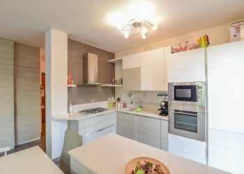 Cucina - Trilocale Località Bersaglio, Oggiono - foto 5