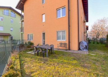 Giardino - Trilocale Località Bersaglio, Oggiono - foto 8