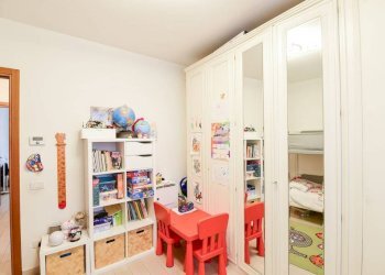Camera da letto - Trilocale Località Bersaglio, Oggiono - foto 24