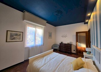 Camera da letto - Trilocale largo Aldo Pastorino, 19, Noli - foto 22