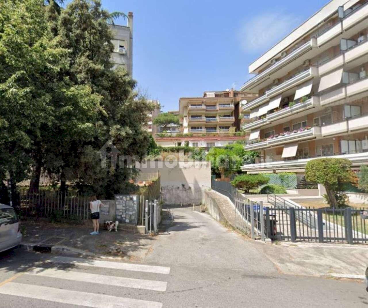 Palazzo - Posto Auto viale Beata Vergine del Carmelo, Roma (zona Mostacciano) - foto 1