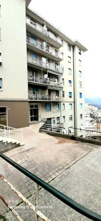 Facciata - Three-room apartment via Antonio Burlando, 5A, Genova (neighborhood Staglieno) - photo 3