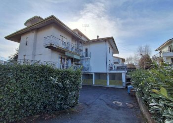 Facciata - Bilocale via Cuneo, 15, Borgo San Dalmazzo - foto 41