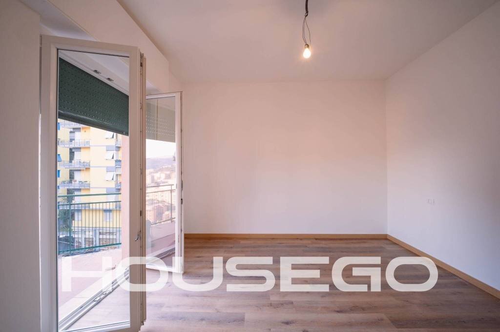 Camera da letto - Four-room apartment via Antonio Burlando, 23C, Genova (neighborhood Marassi) - photo 1