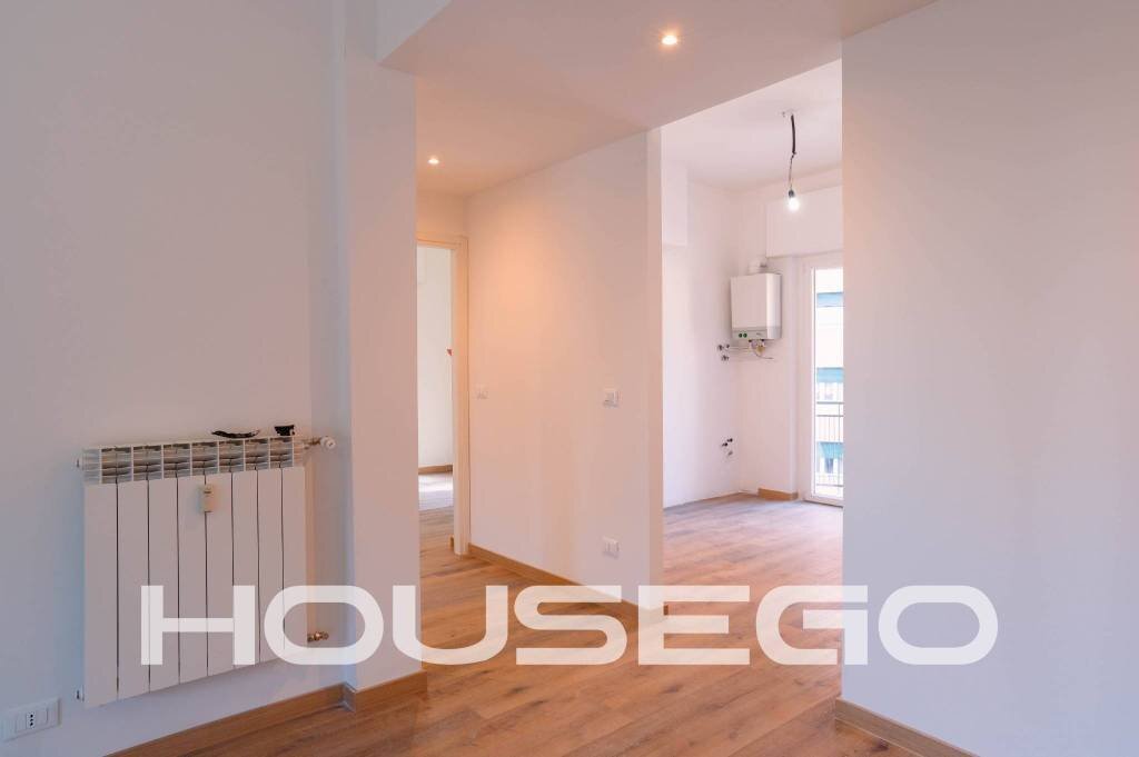 Stanza non arredata - Quadrilocale via Antonio Burlando, 23C, Genova (zona Marassi) - foto 3