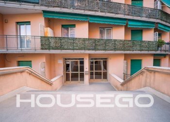 Facciata - Quadrilocale via Antonio Burlando, 23C, Genova (zona Marassi) - foto 37