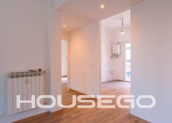 Stanza non arredata - Quadrilocale via Antonio Burlando, 23C, Genova (zona Marassi) - foto 4