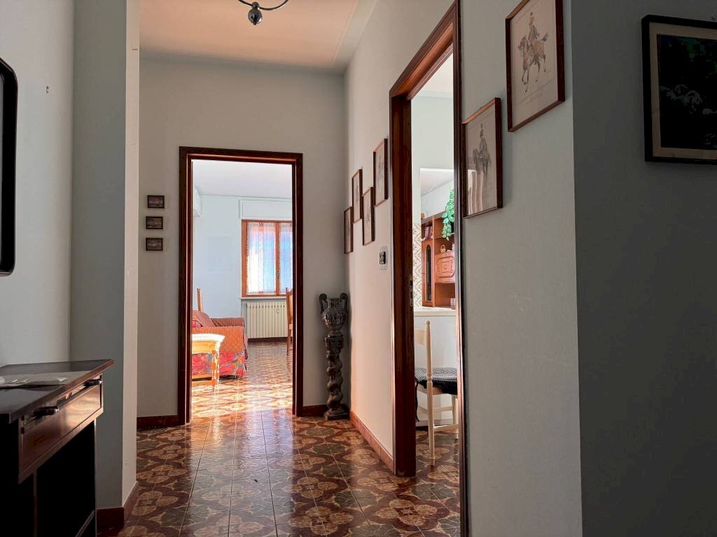 Ingresso - Four-room apartment via Risorgimento, Busca - photo 1