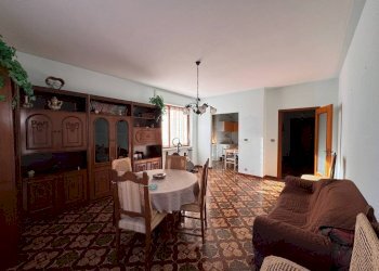 Salone - Appartamento via Risorgimento, Busca - foto 2