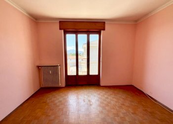 Camera da letto - Quadrilocale Busca - foto 38