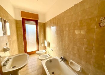 Bagno - Bilocale via Giacomo Matteotti, 2, Busca - foto 11