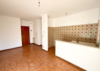 Cucina - Bilocale via Giacomo Matteotti, 2, Busca - foto 17