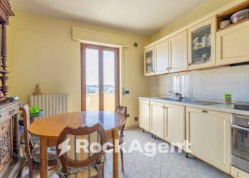 Cucina - Trilocale contrada Barba d'Angelo, 105, Andria - foto 9