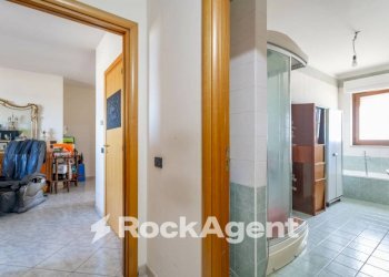 Corridoio - Three-room apartment contrada Barba d'Angelo, 105, Andria - photo 13