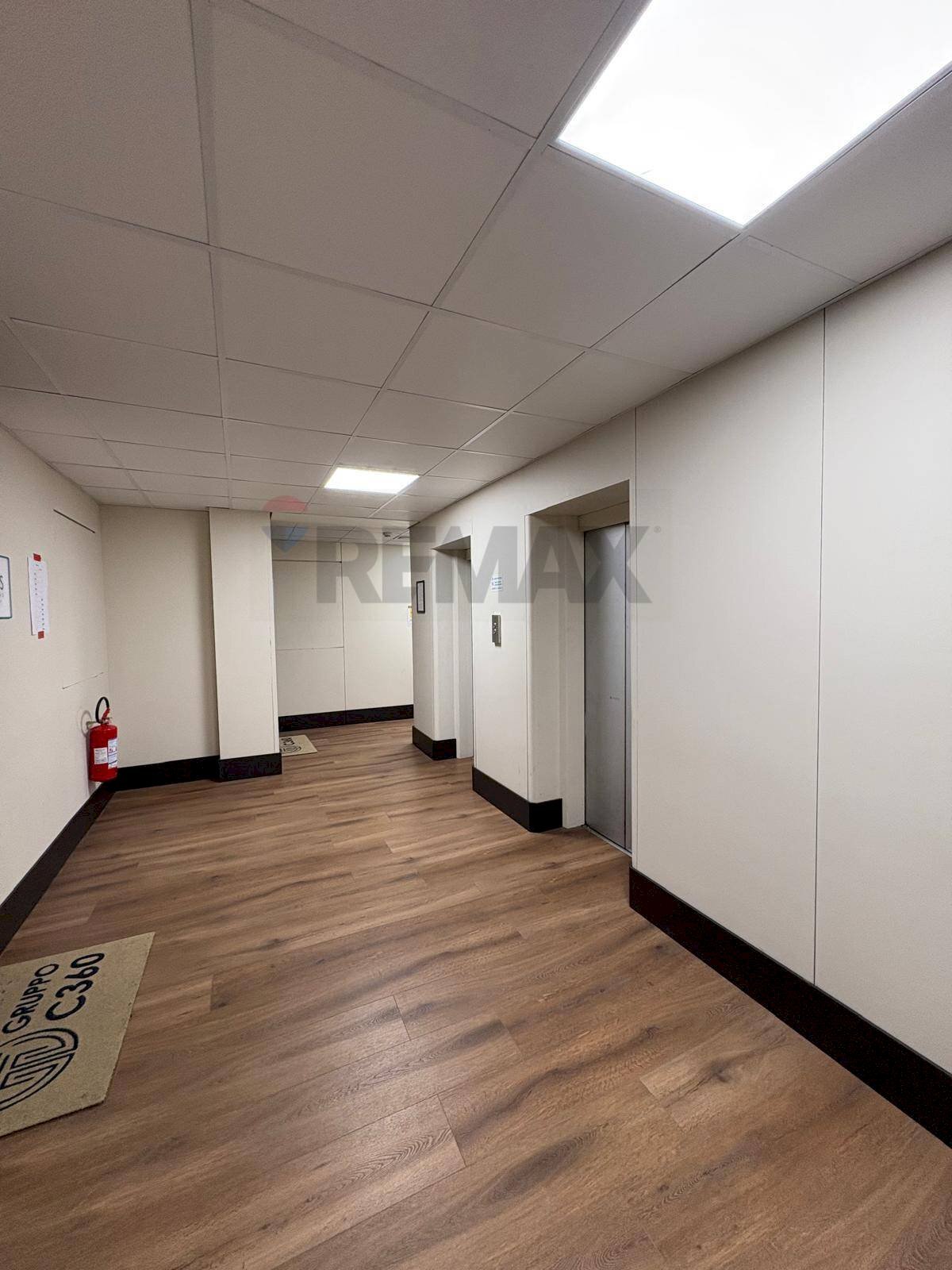 Stanza vuota - Ufficio Centro Direzionale G1, Napoli - foto 3