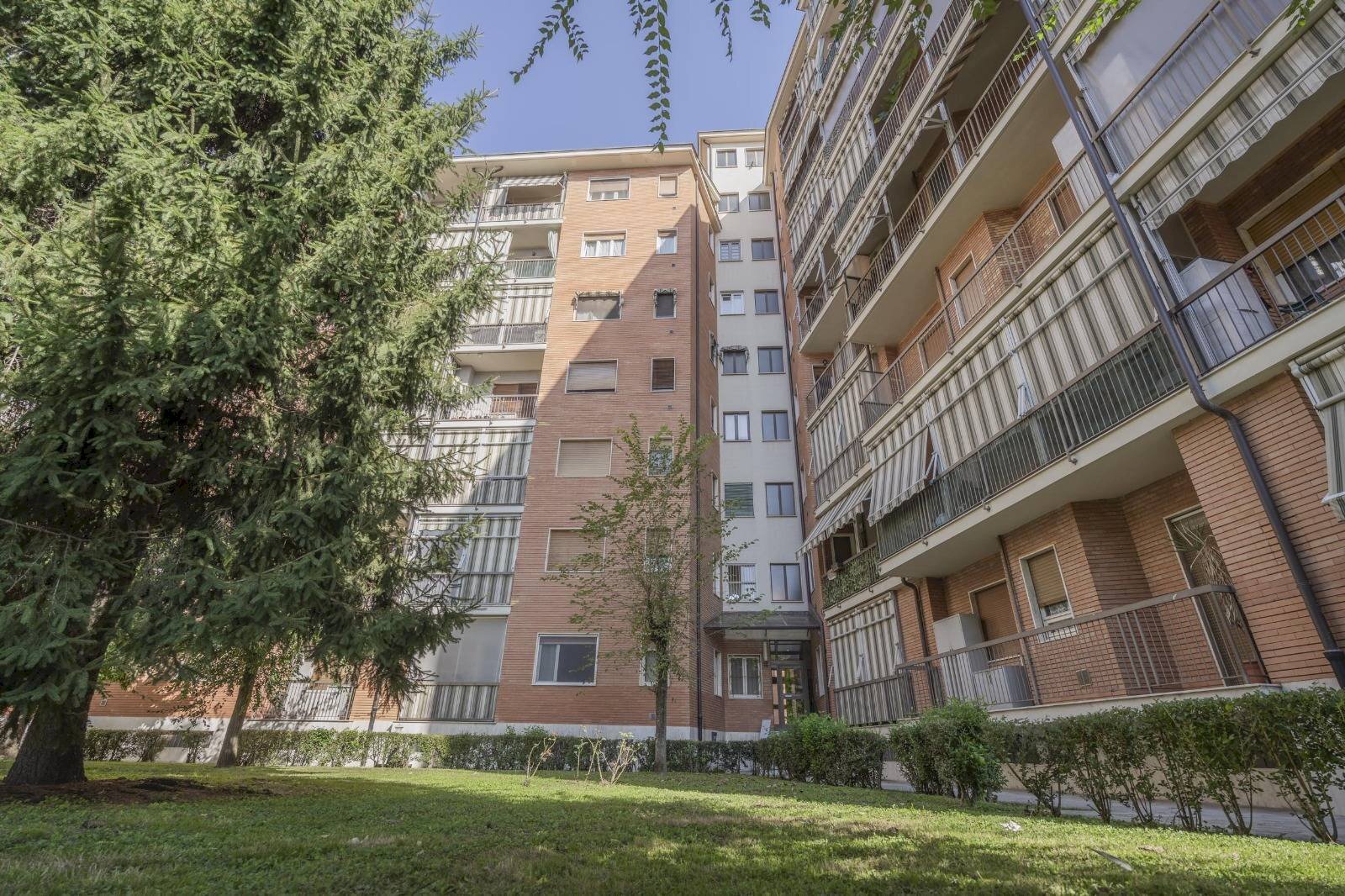 Foto 1 - Appartamento Via Giuseppe Sirtori
 
16, Torino - foto 1