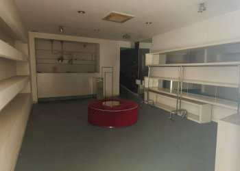 Foto 5 - Commercial Premises Via San Martino
 
9, Moncalieri - photo 5