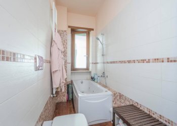 Foto 29 - Three-room apartment Via Venaria
73, Torino - photo 29