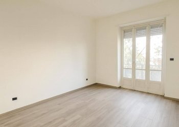 Foto 2 - Two-room apartment Via Passo Buole
141, Torino - photo 2