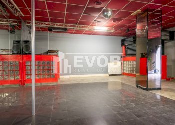 Foto 1 - Commercial Premises Via bellini
 
9, Moncalieri - photo 1