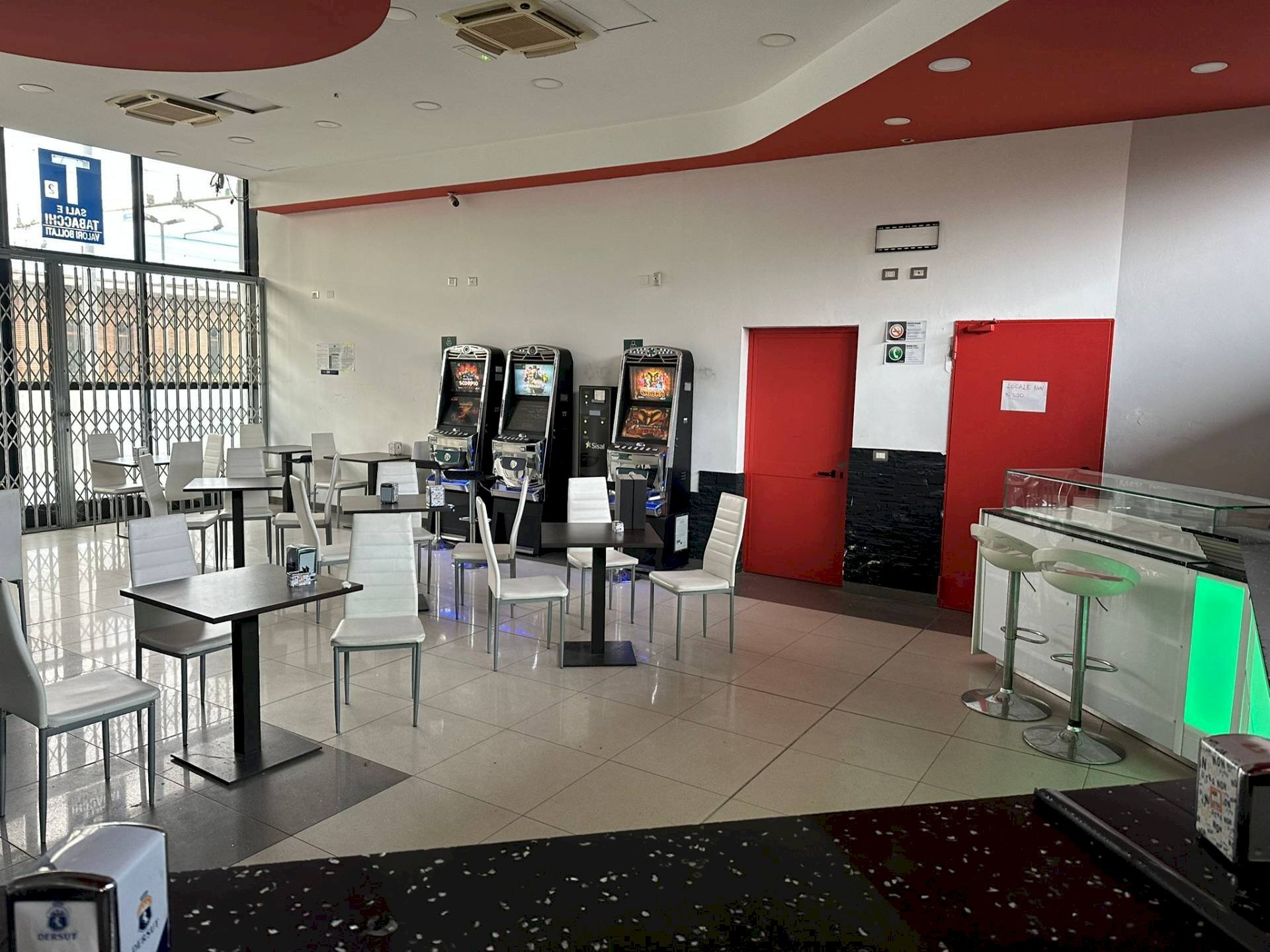 Foto 1 - Commercial Activity Via Roma
 
54, Trofarello - photo 1