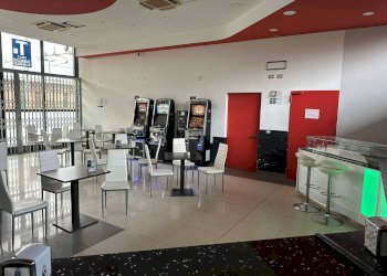 Foto 1 - Commercial Activity Via Roma
 
54, Trofarello - photo 1