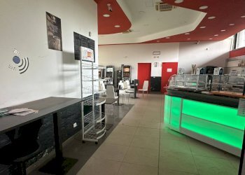 Foto 4 - Commercial Activity Via Roma
 
54, Trofarello - photo 4