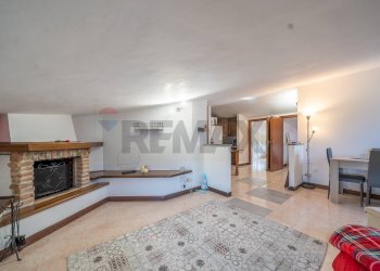 Soggiorno - Trilocale Vicolo del divino amore
 
8, Marino - foto 7