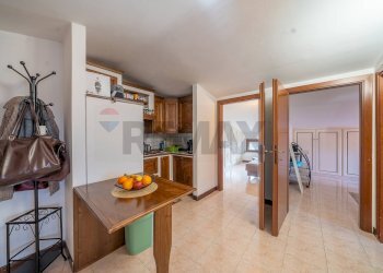 Cucina - Trilocale Vicolo del divino amore
 
8, Marino - foto 8