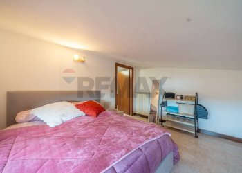 Camera / camera da letto - Trilocale Vicolo del divino amore
 
8, Marino - foto 16