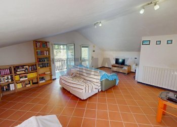 Soggiorno - Casa indipendente Carrodano - foto 28