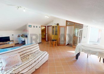 Sala da pranzo - Casa indipendente Carrodano - foto 29