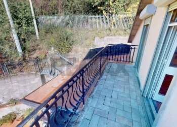 Balcone - Casa indipendente Carrodano - foto 32