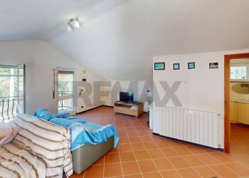 Soggiorno - Casa indipendente Carrodano - foto 51